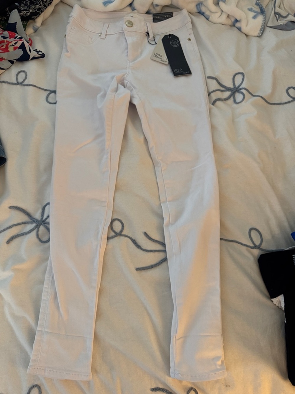 1822 Denim White Skinny Women's Jeans